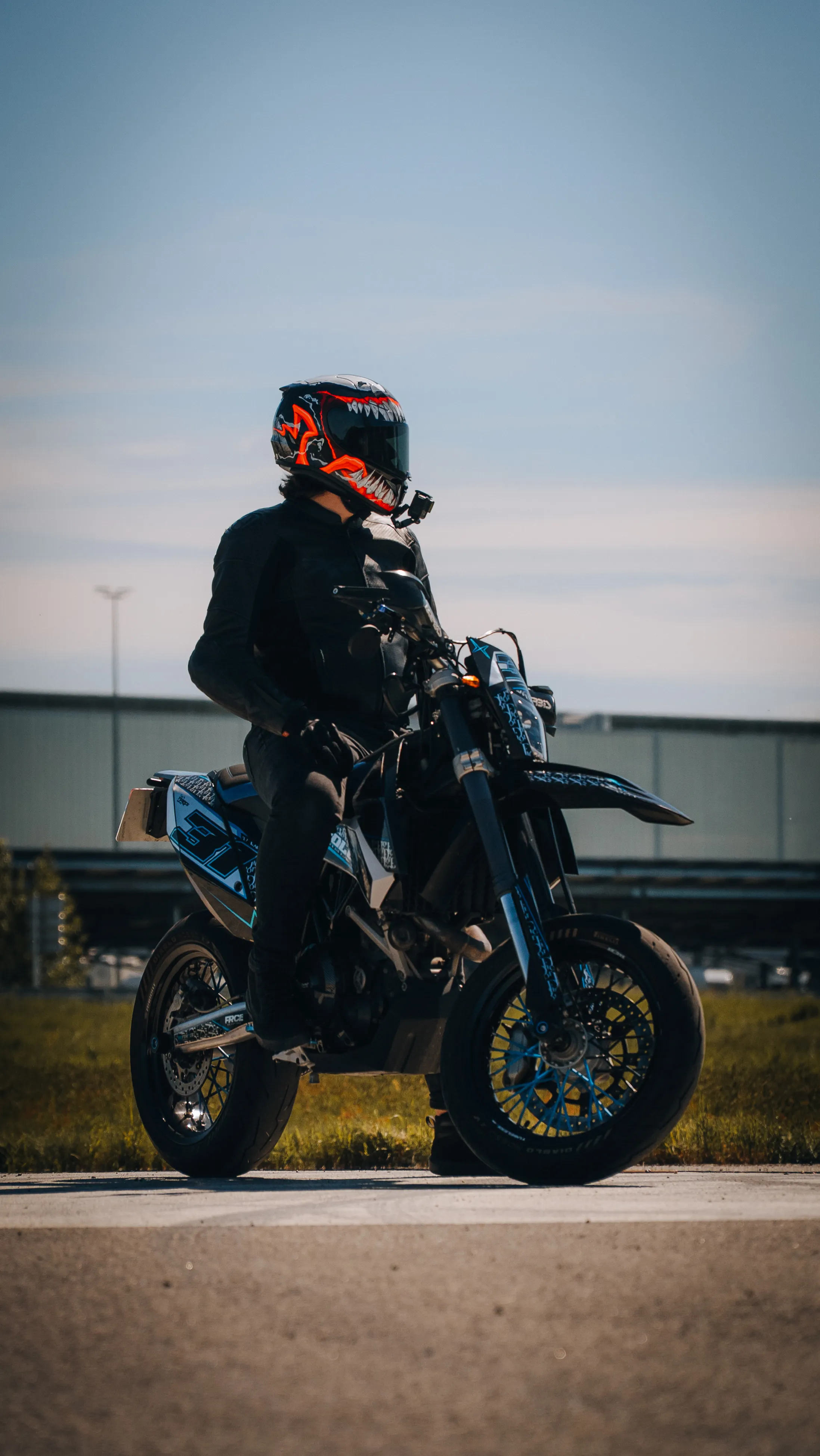 07